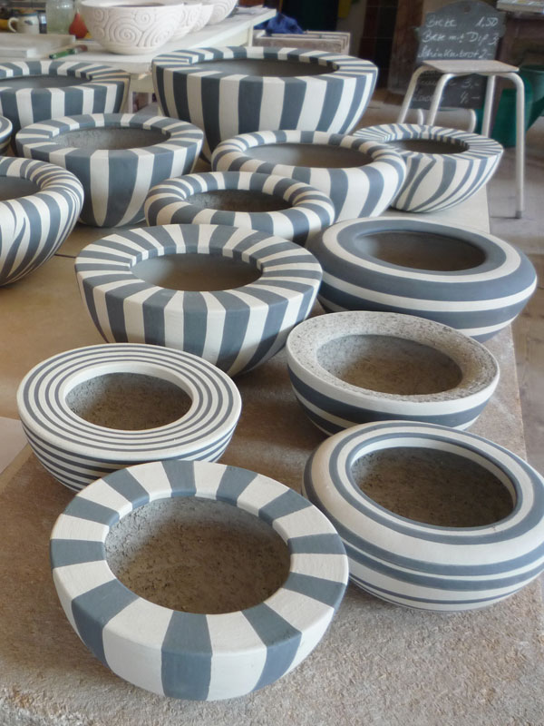 P1000532.JPG - Ungebrannte Pflanzschalen